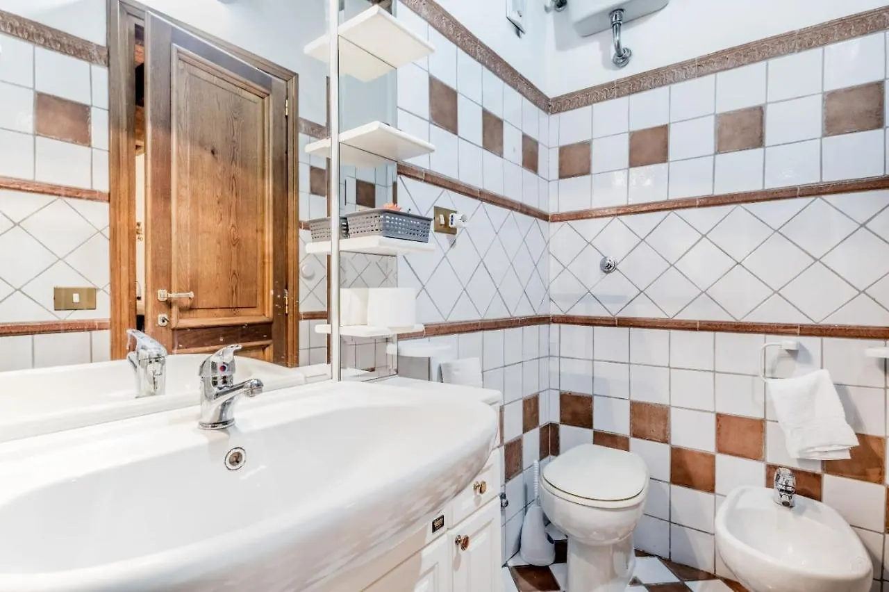 Pantheon Allo Scrigno Rome Apartment